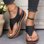 2023 Summer New Women's Metal Decor Feature Pattern Wedge Flip-Flops